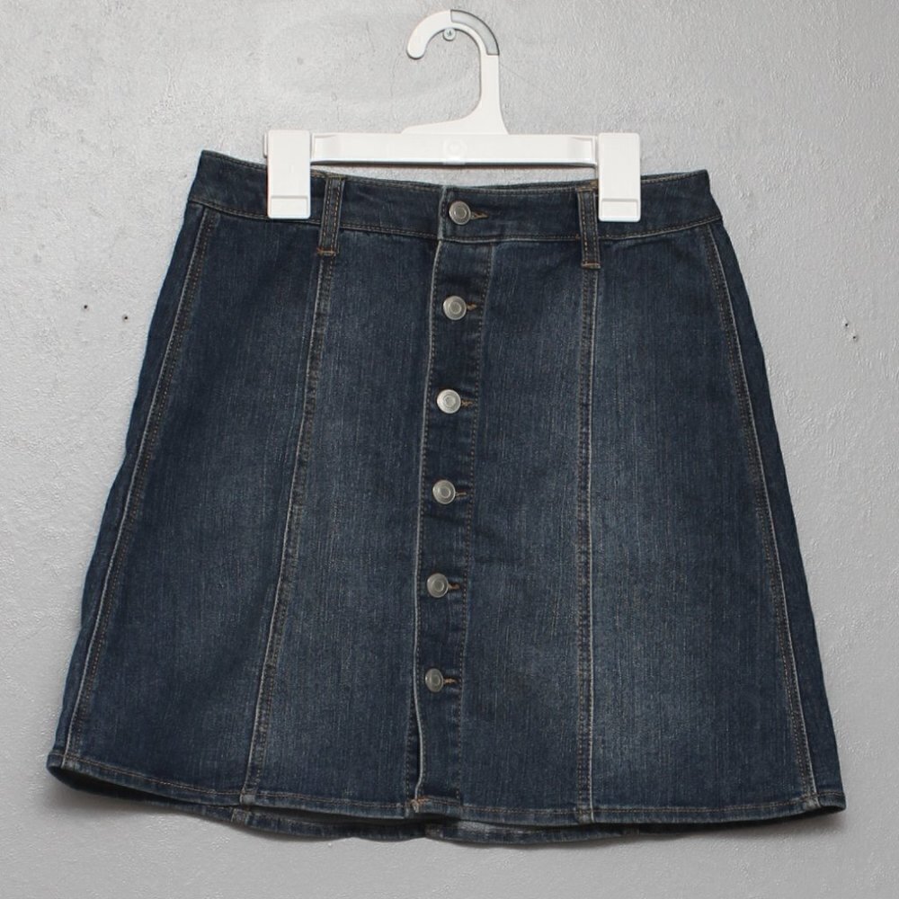 Love Fire dark wash denim button mink denim skirt